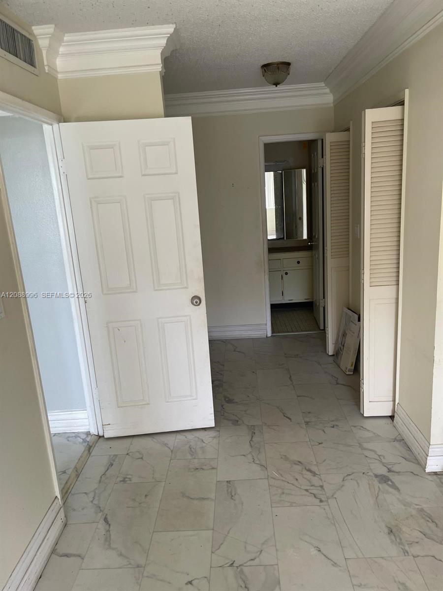 401 2 / 2 1284 sq. ft. $ 2026-09-14 0 Photo
