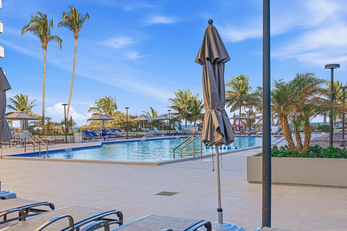See details 6G 2 / 2 1240 sq. ft. $ 2026-10-13 0 Photo