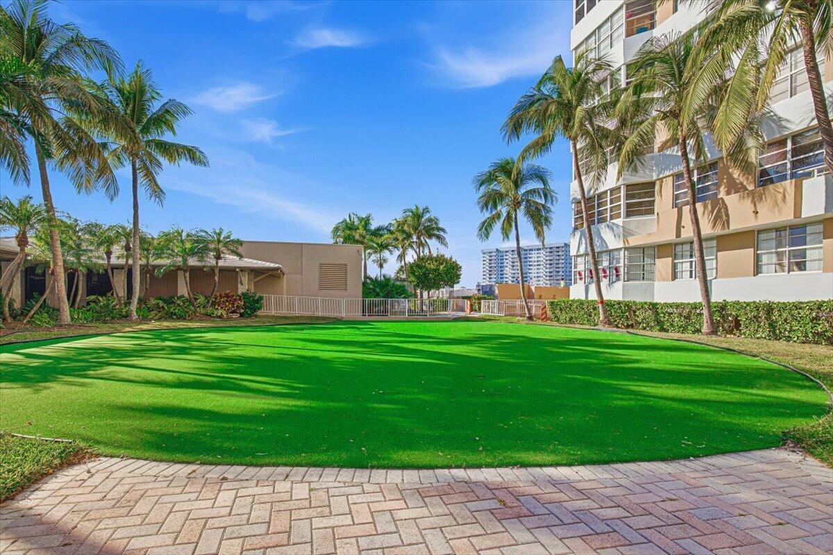 See details 6G 2 / 2 1240 sq. ft. $ 2026-10-13 0 Photo