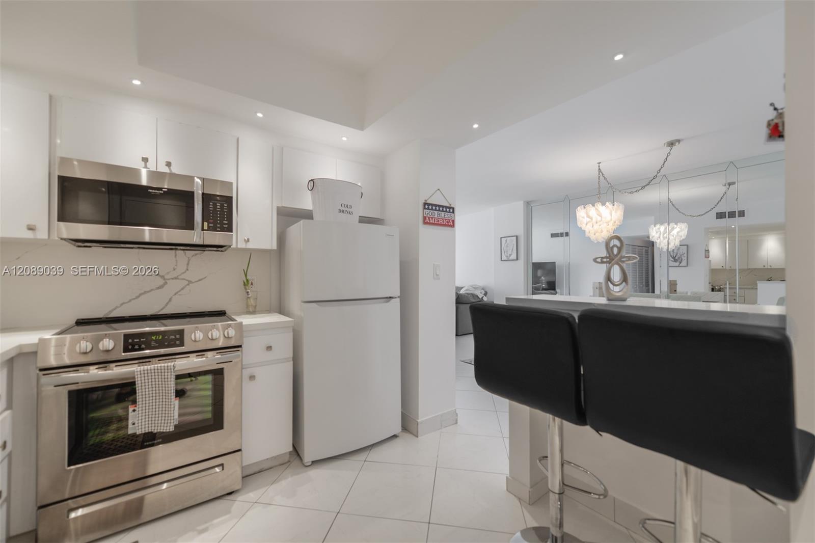 See details 5G 2 / 2 1240 sq. ft. $ 2026-09-14 0 Photo