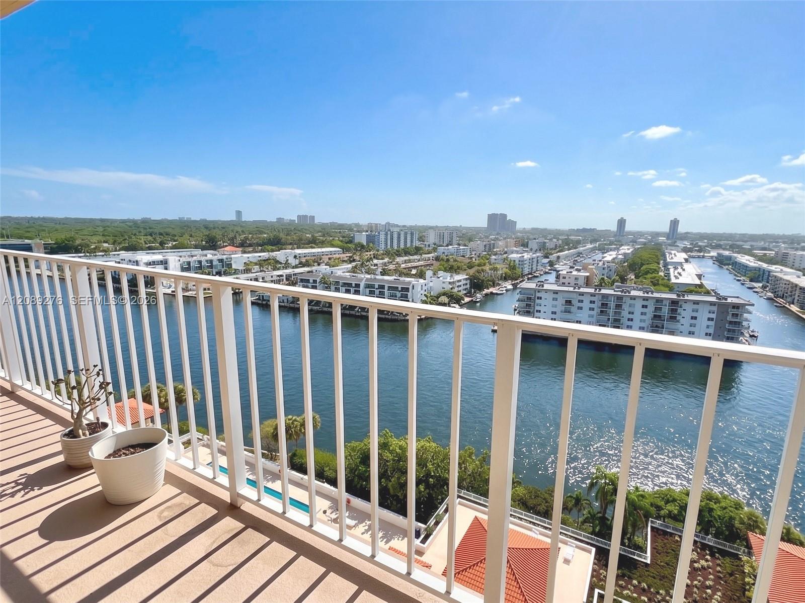1602 2 / 2 1240 sq. ft. $ 2026-09-15 0 foto