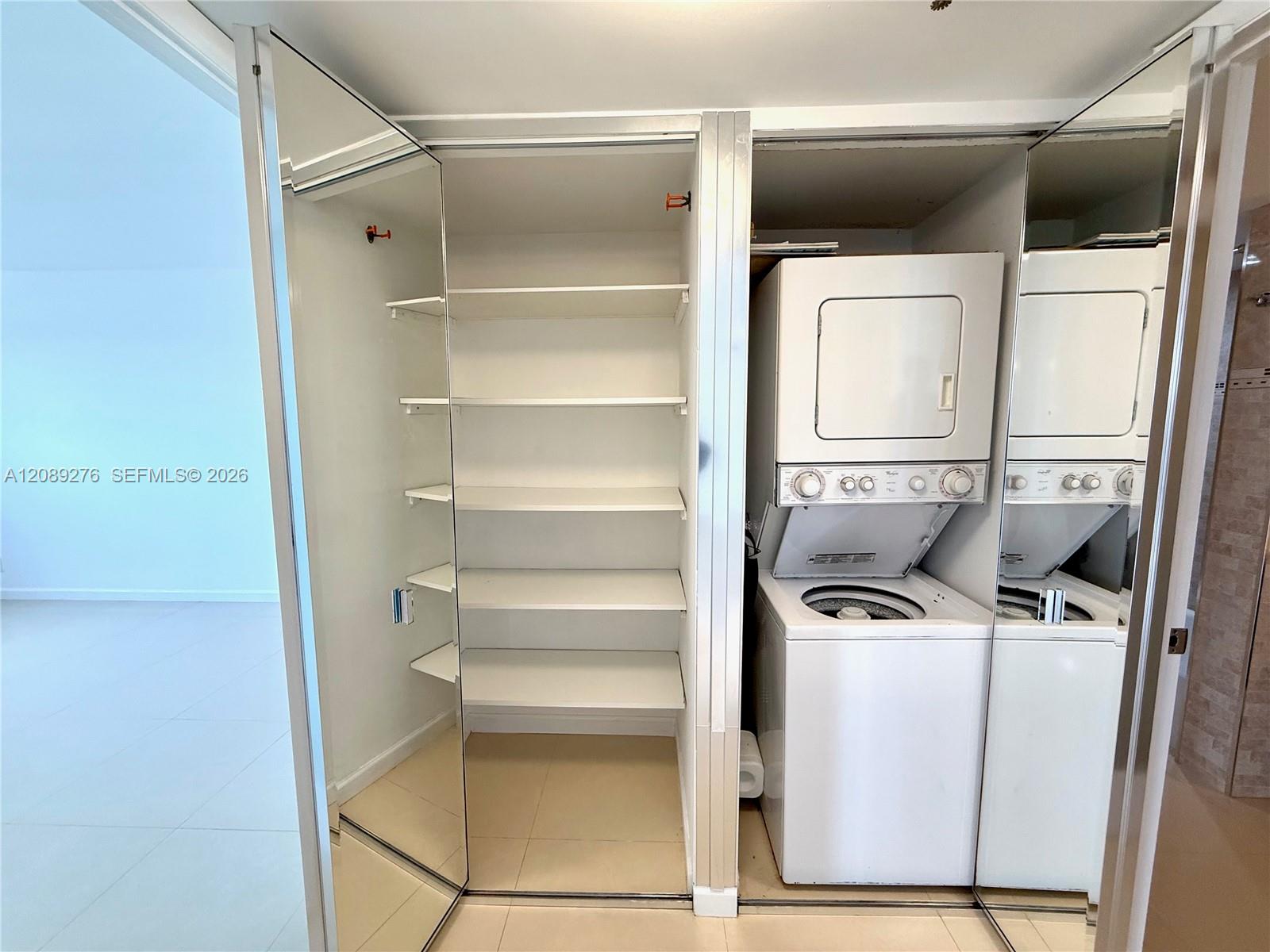 1602 2 / 2 1240 sq. ft. $ 2026-09-15 0 foto