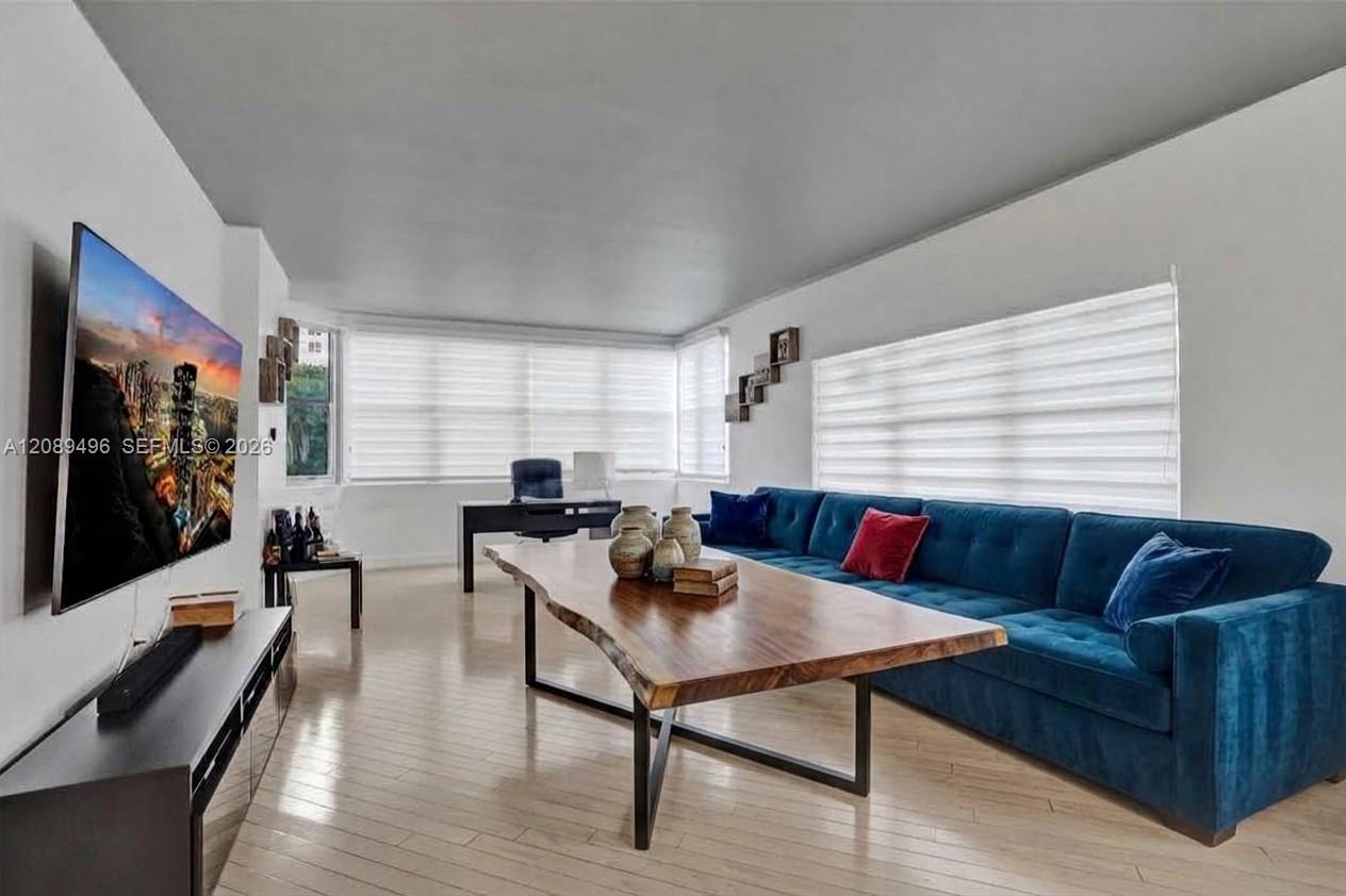 See details LE 3 / 3 1780 sq. ft. $ 2026-09-15 0 Photo