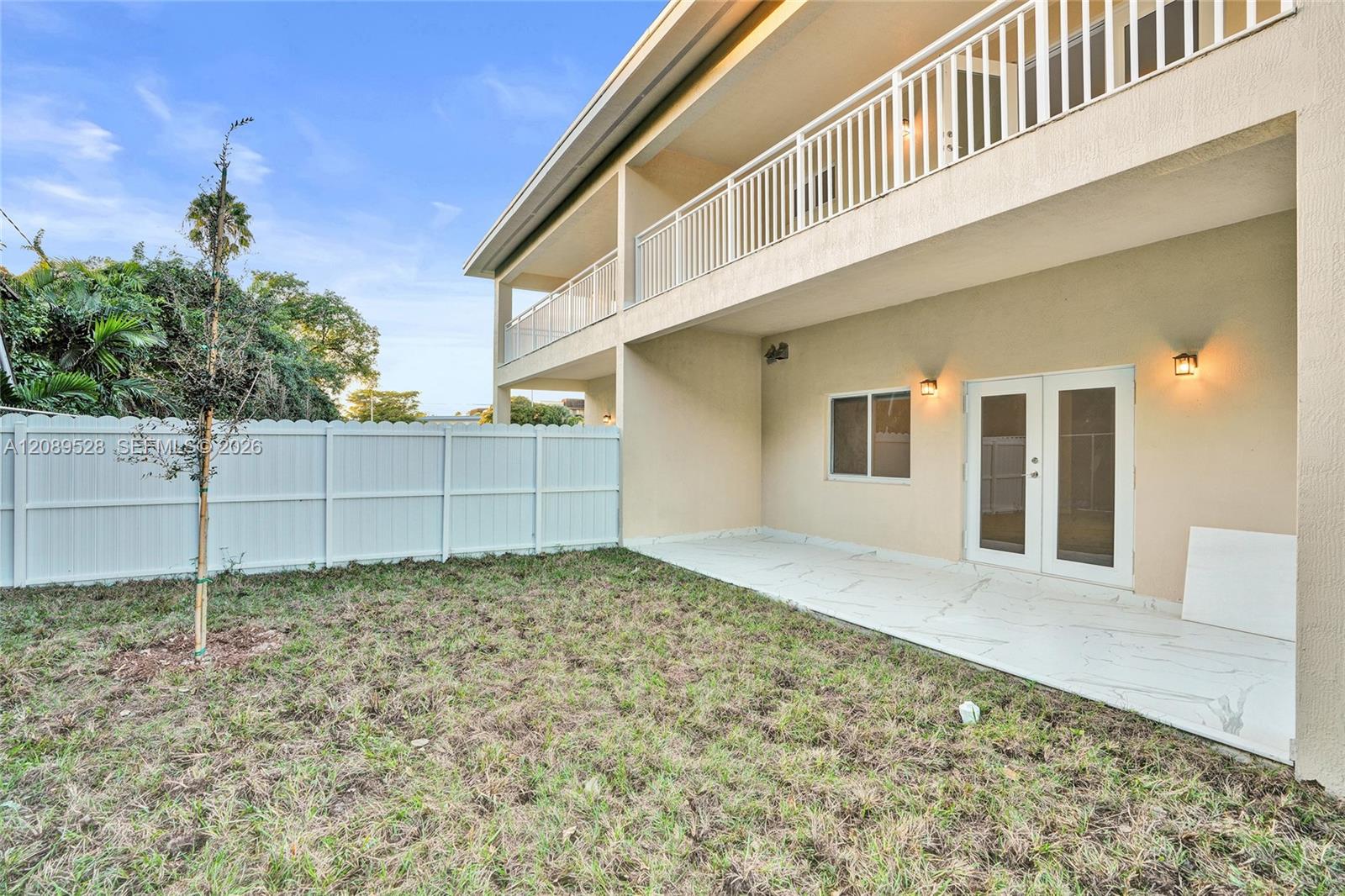   /  5600 sq. ft. $ 2026-09-15 0 foto