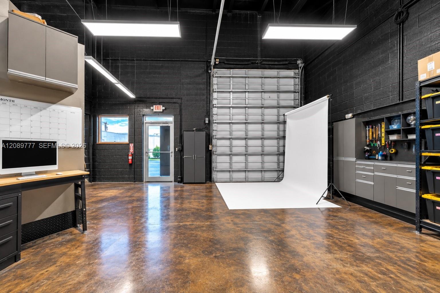 See details 117 / sq. ft. $ 2026-09-15 0 Photo