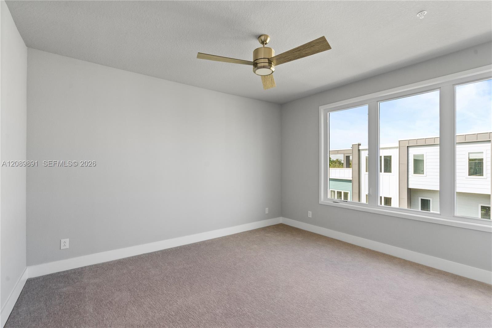 7770 5 / 5 1726 sq. ft. $ 2026-09-15 0 foto
