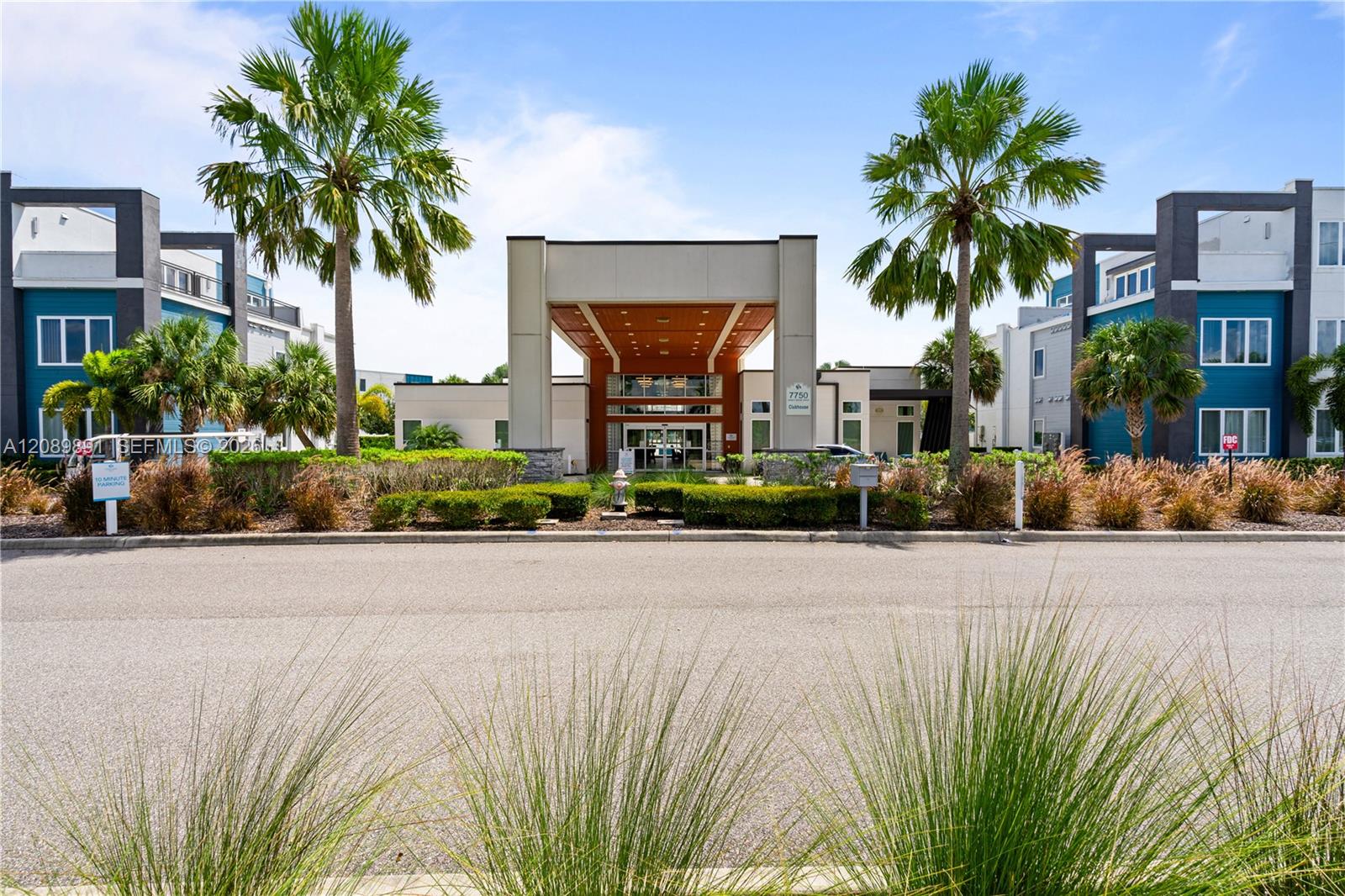 7770 5 / 5 1726 sq. ft. $ 2026-09-15 0 foto