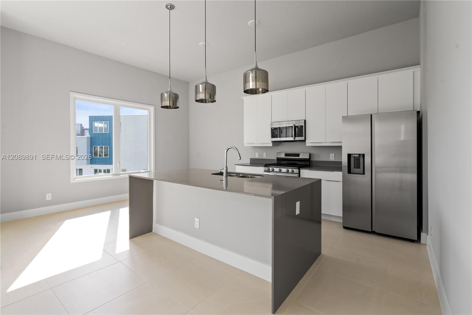 7770 5 / 5 1726 sq. ft. $ 2026-09-15 0 foto