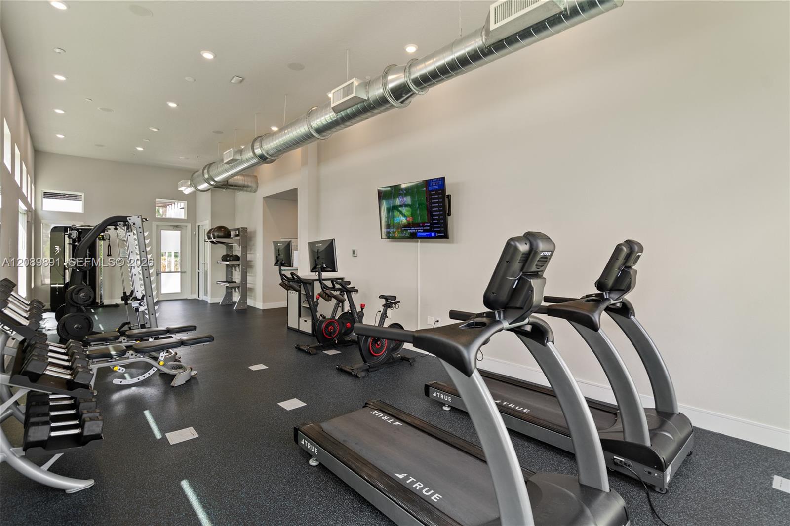 7770 5 / 5 1726 sq. ft. $ 2026-09-15 0 foto