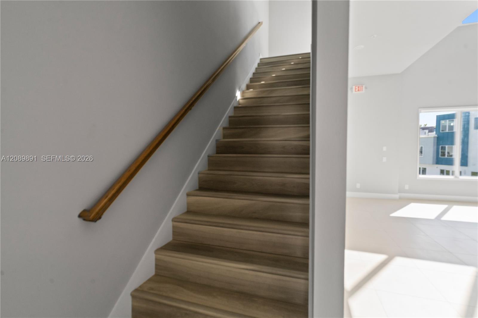 7770 5 / 5 1726 sq. ft. $ 2026-09-15 0 foto