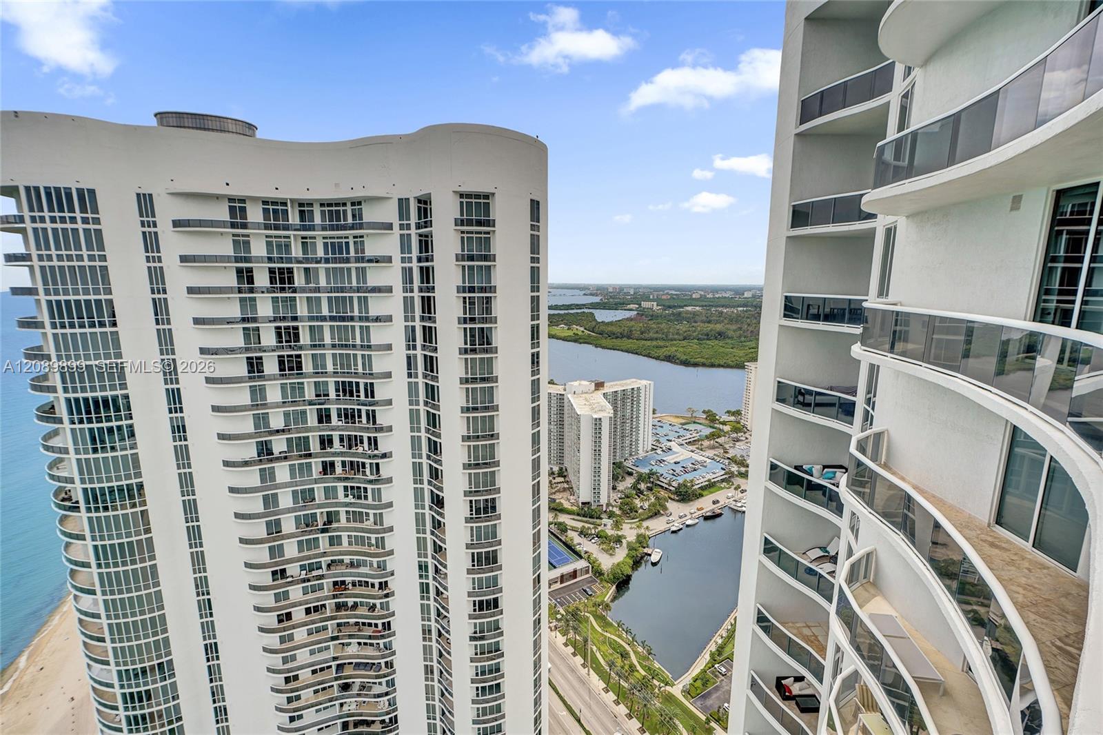 4102 3 / 4 1979 sq. ft. $ 2026-09-15 0 Photo