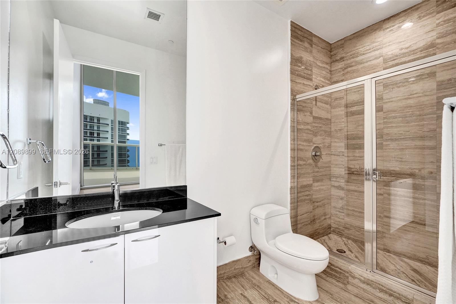 4102 3 / 4 1979 sq. ft. $ 2026-09-15 0 Photo