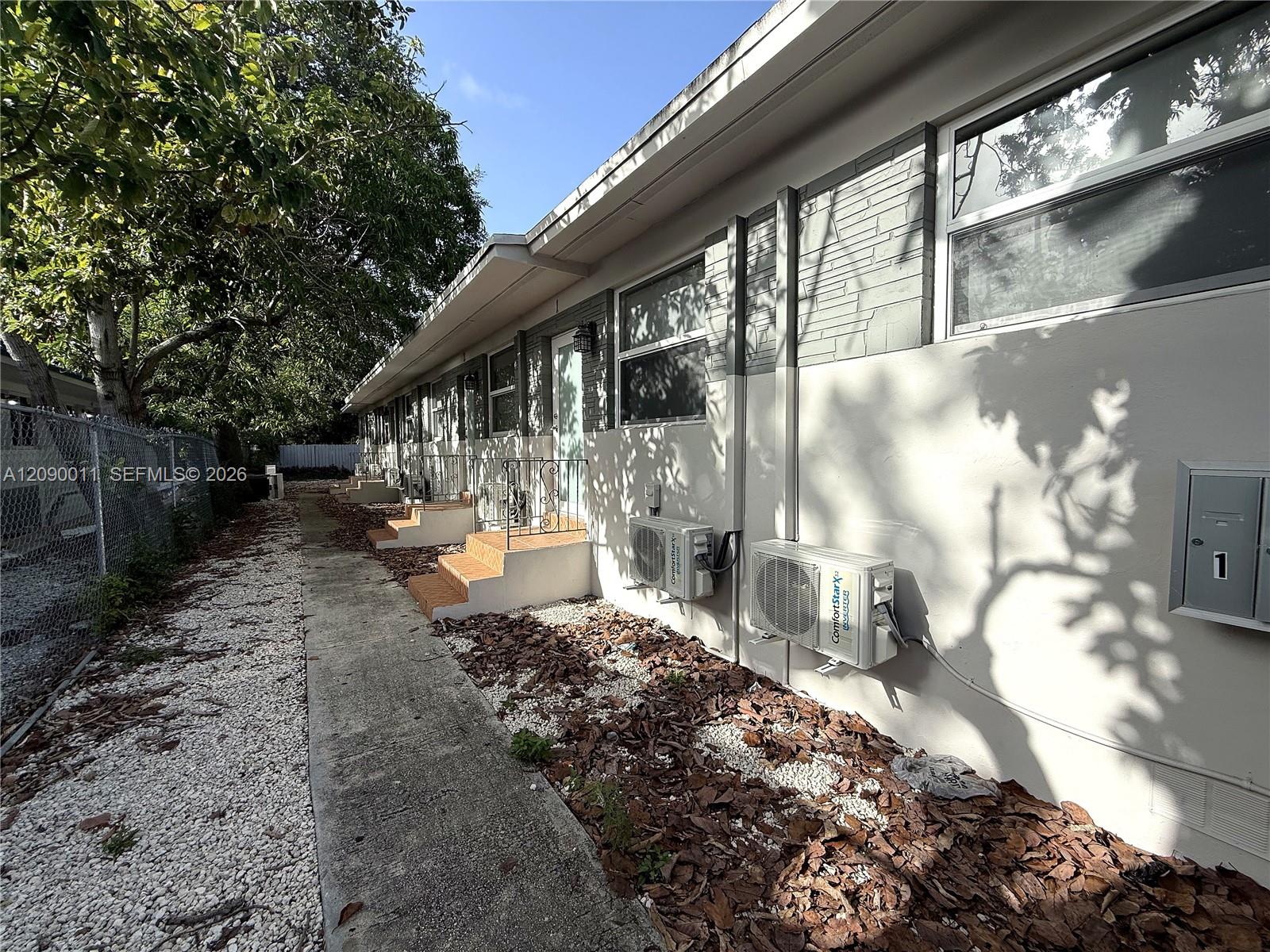 Ver detalles / 2486 sq. ft. $ 2026-09-15 0 foto