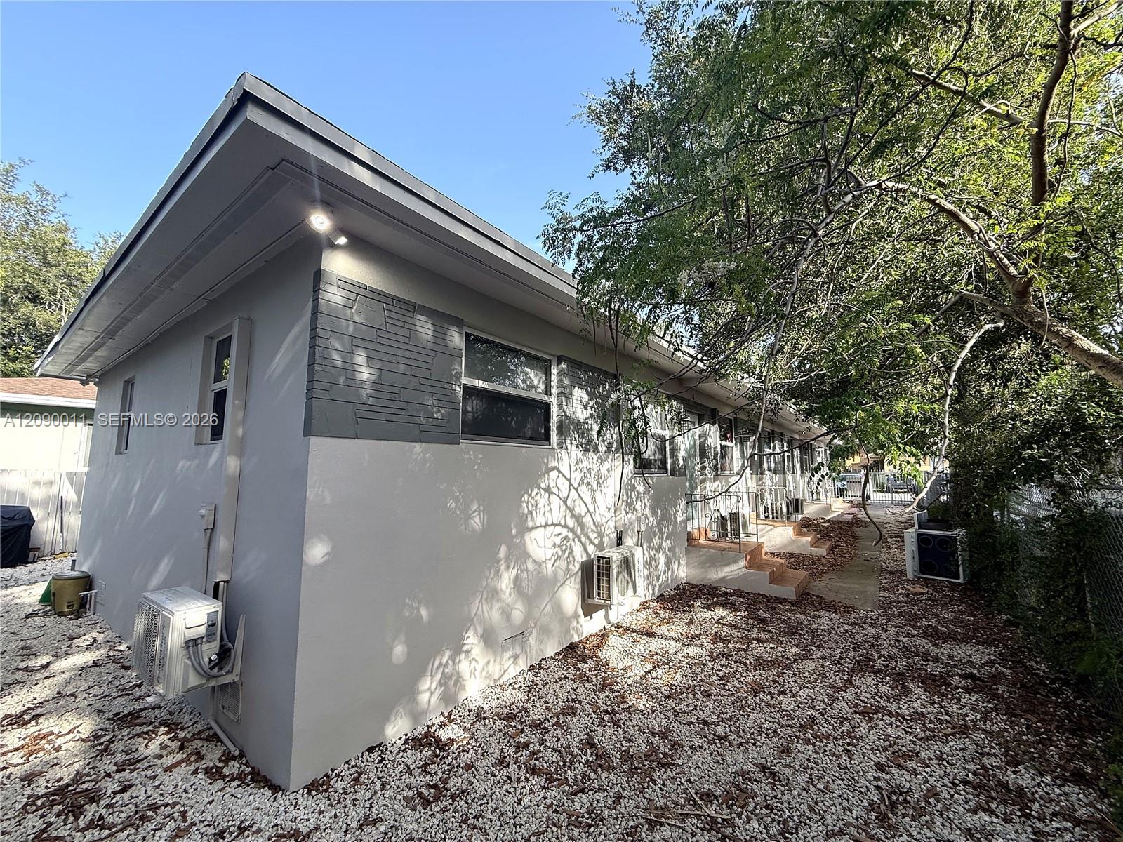 Ver detalles / 2486 sq. ft. $ 2026-09-15 0 foto