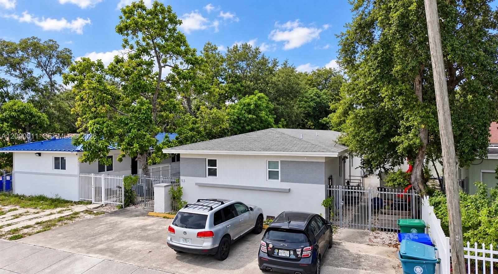 Ver detalles / 2486 sq. ft. $ 2026-09-15 0 foto