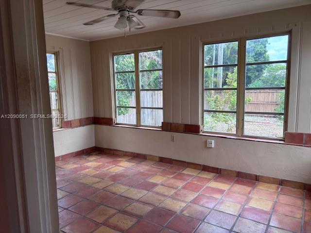 Ver detalles 1822 2 / 2 1035 sq. ft. $ 2026-09-16 0 foto