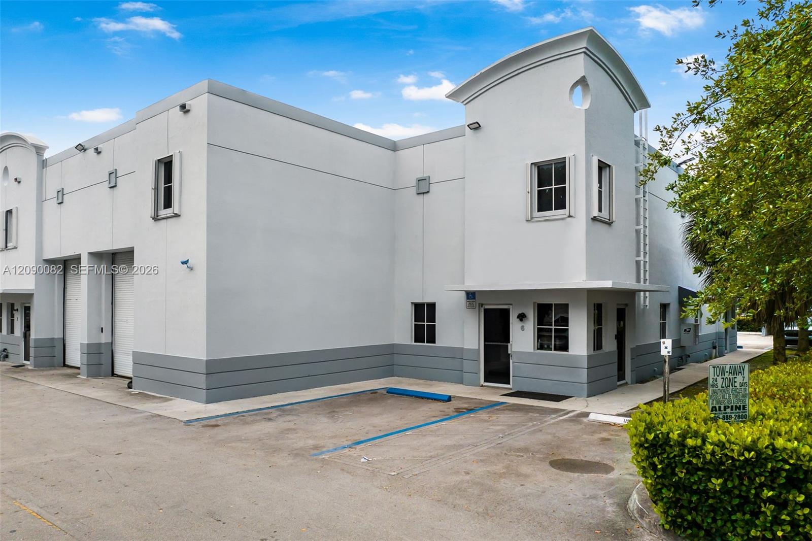 Ver detalles 6 / sq. ft. $ 2026-09-16 0 foto