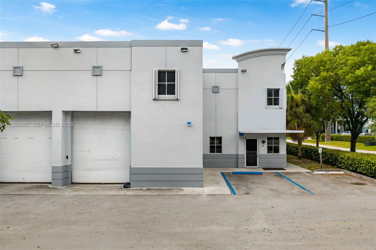 Ver detalles 6 / sq. ft. $ 2026-09-16 0 foto