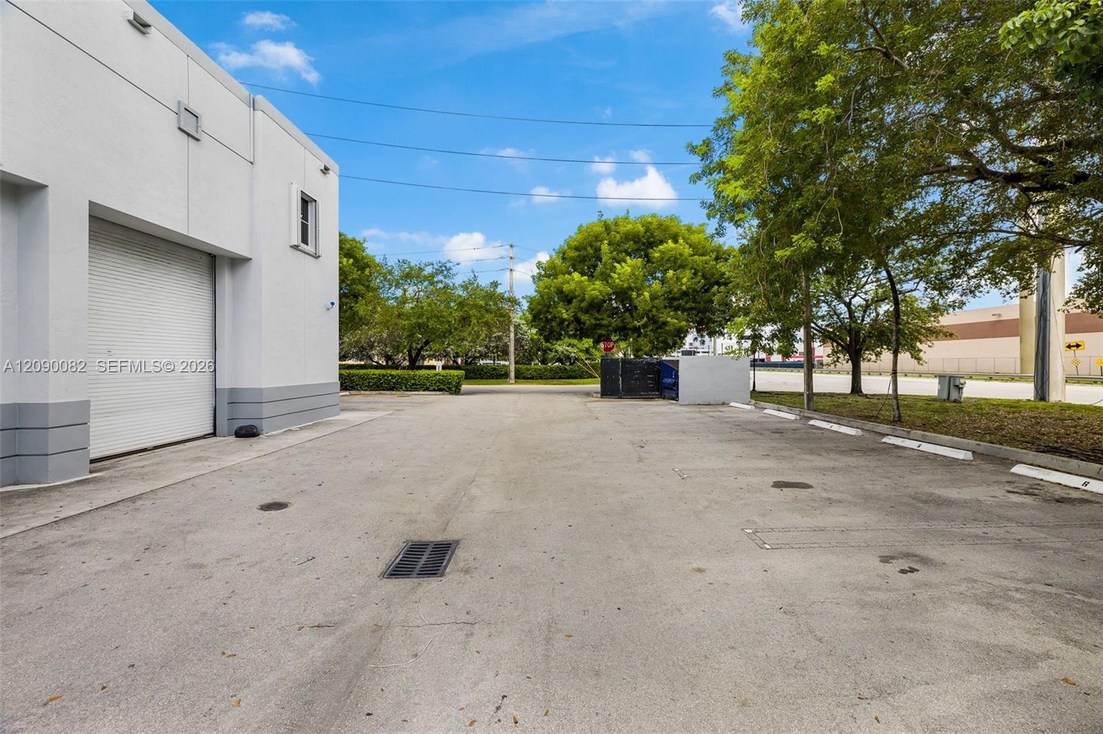 Ver detalles 6 / sq. ft. $ 2026-09-16 0 foto