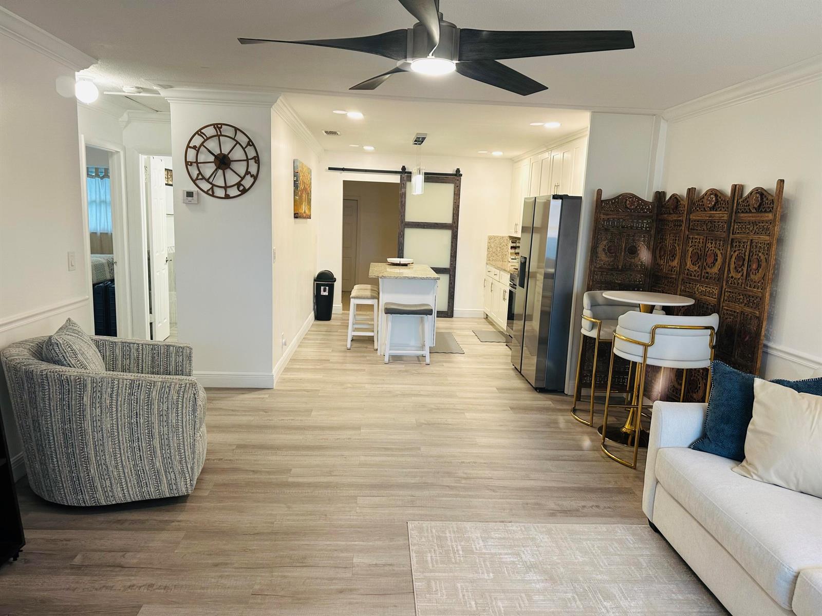 Подробнее / 0 1760 кв.футов $ 2026-09-17 0 Фото