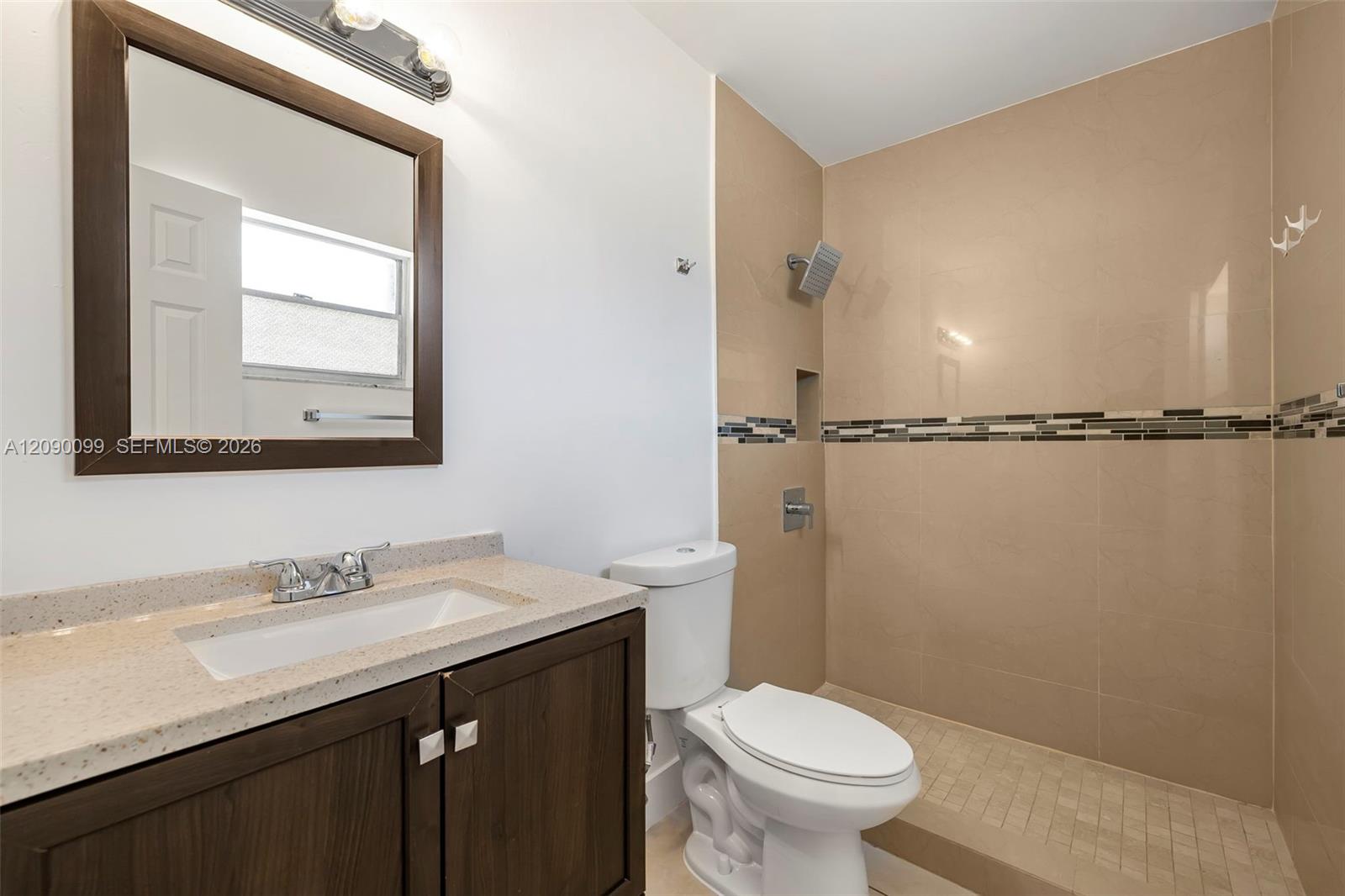 Ver detalles / 2034 sq. ft. $ 2026-09-16 0 foto