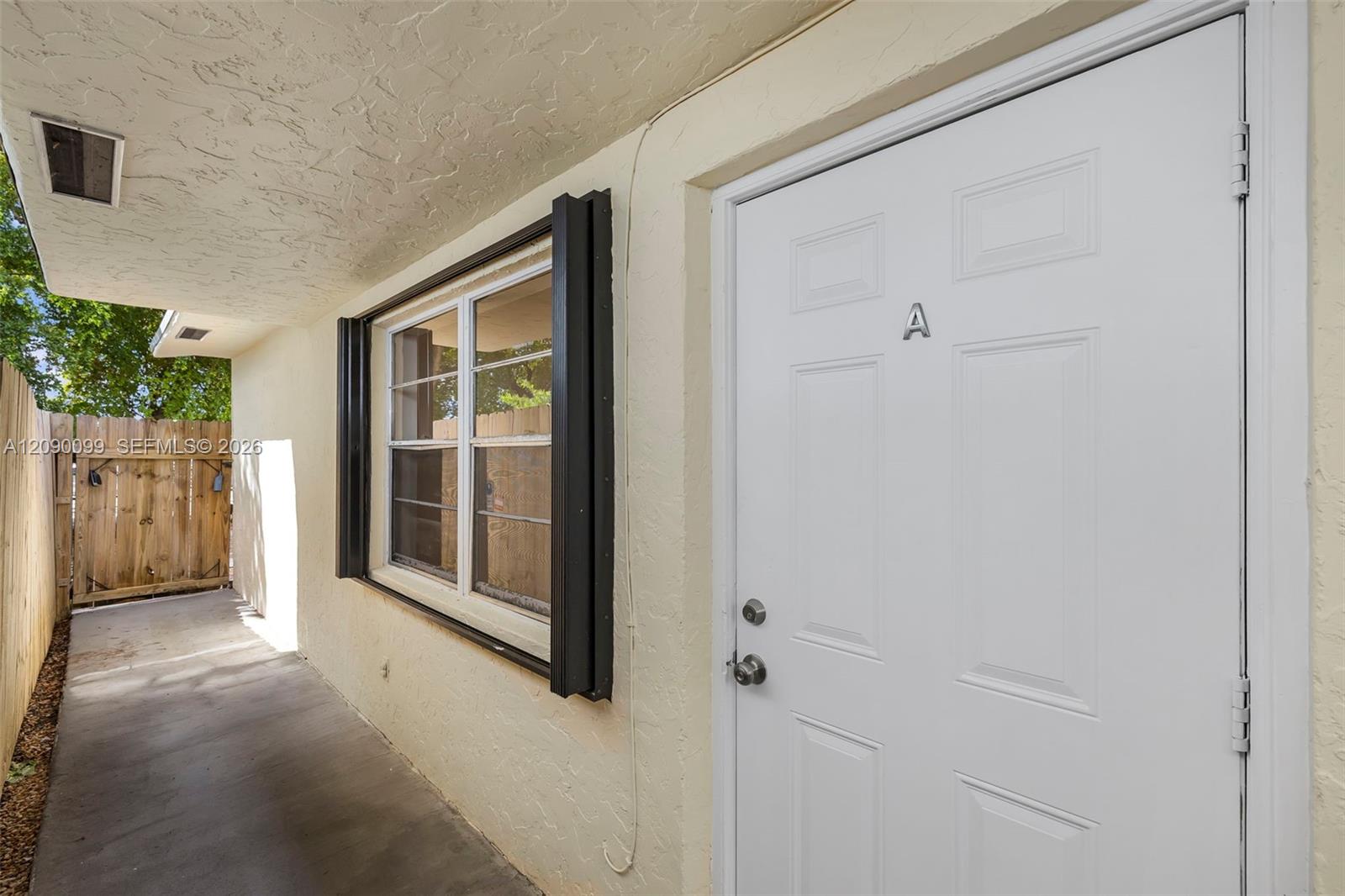Ver detalles / 2034 sq. ft. $ 2026-09-16 0 foto