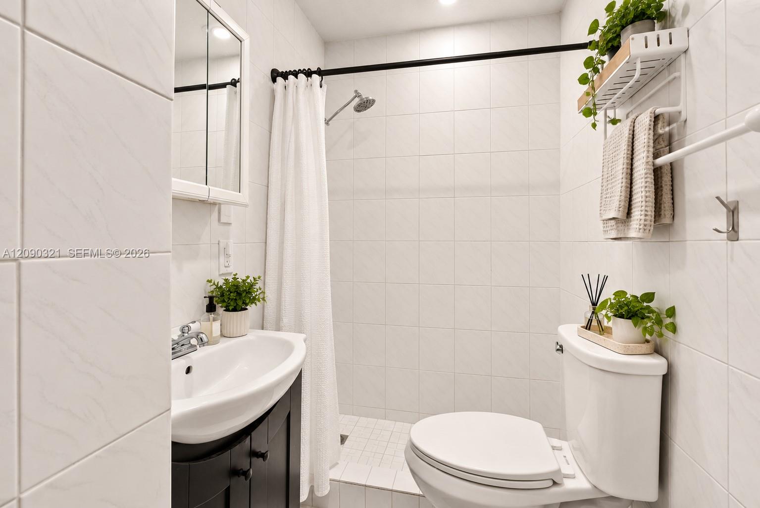   /  2458 sq. ft. $ 2026-09-16 0 foto