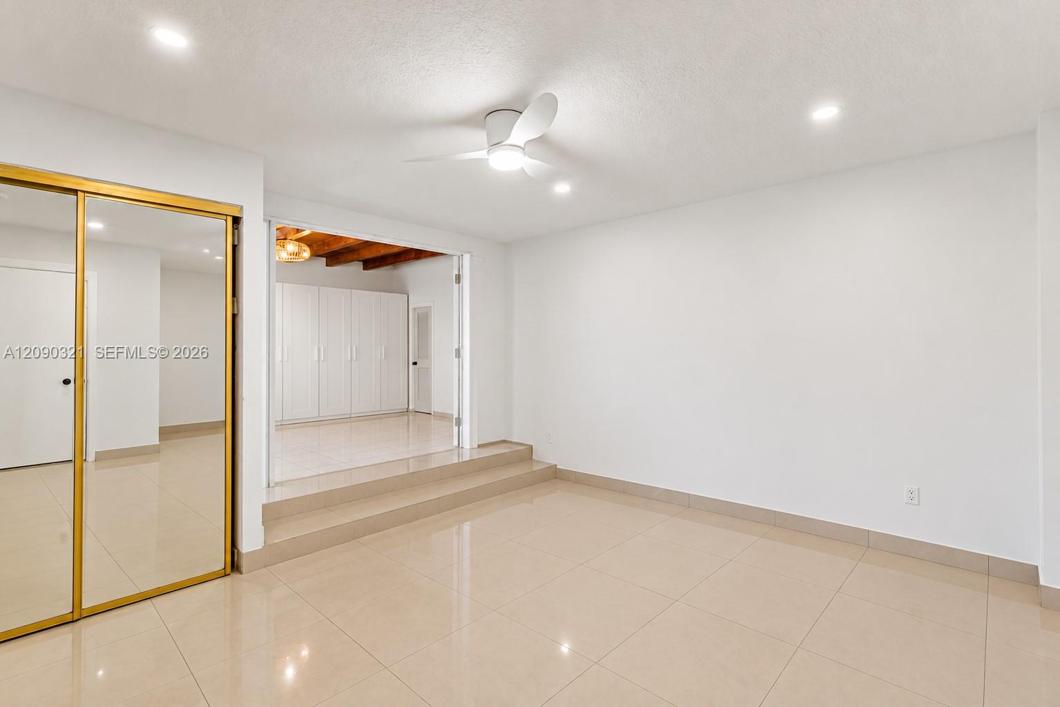   /  2458 sq. ft. $ 2026-09-16 0 foto