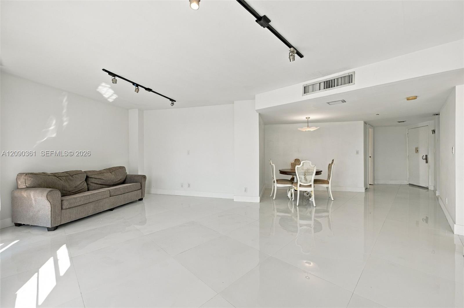 Photo 4 of Country Club Dr