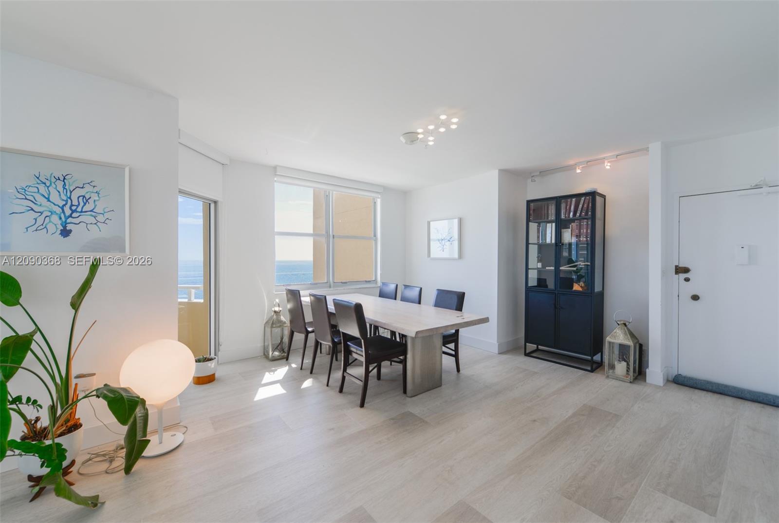 See details 11P 2 / 2 1380 sq. ft. $ 2026-09-16 0 Photo