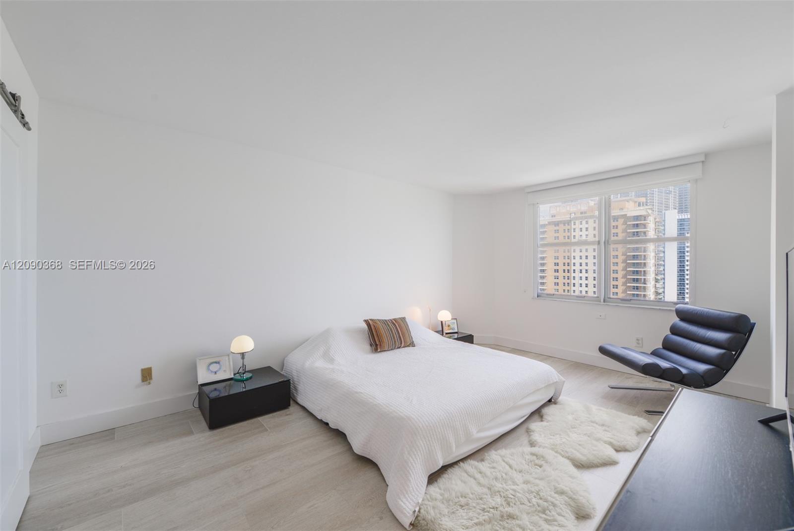 See details 11P 2 / 2 1380 sq. ft. $ 2026-09-16 0 Photo