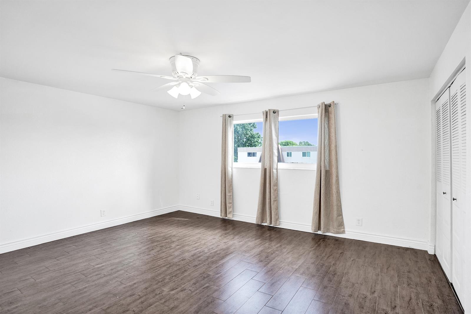 Ver detalles 8091 3 / 1400 sq. ft. $ 2026-09-16 0 foto