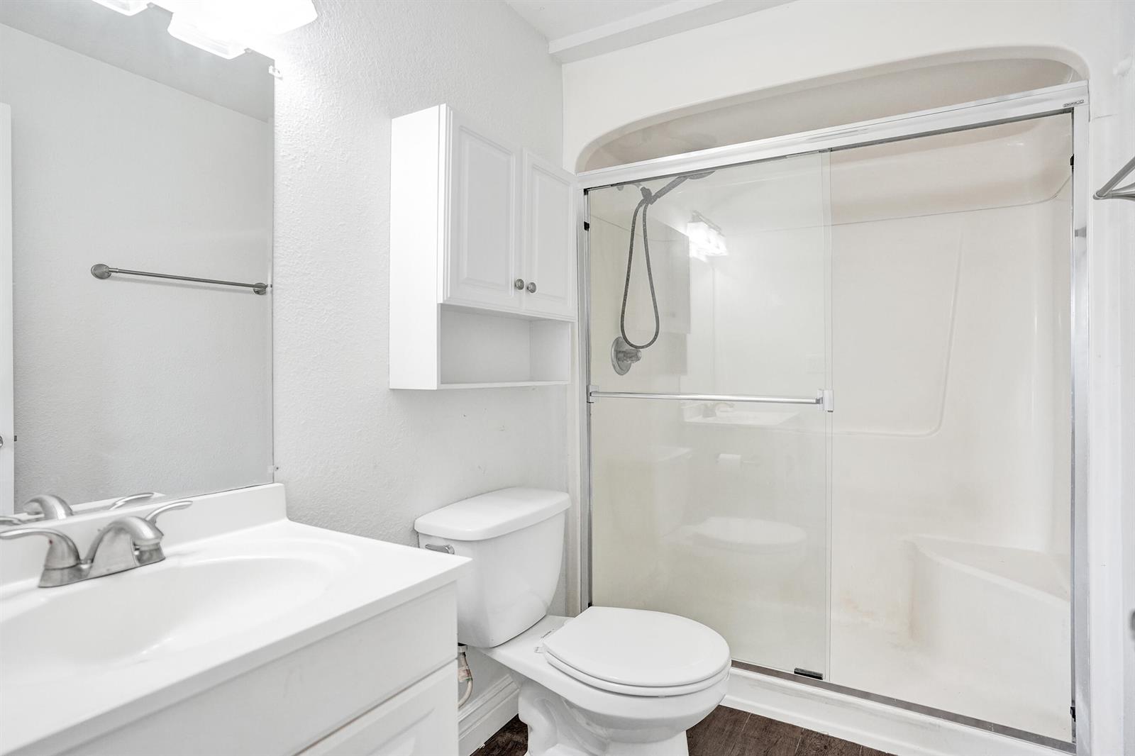 Ver detalles 8091 3 / 1400 sq. ft. $ 2026-09-16 0 foto