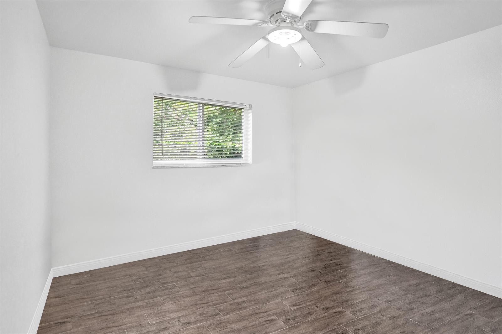 Ver detalles 8091 3 / 1400 sq. ft. $ 2026-09-16 0 foto