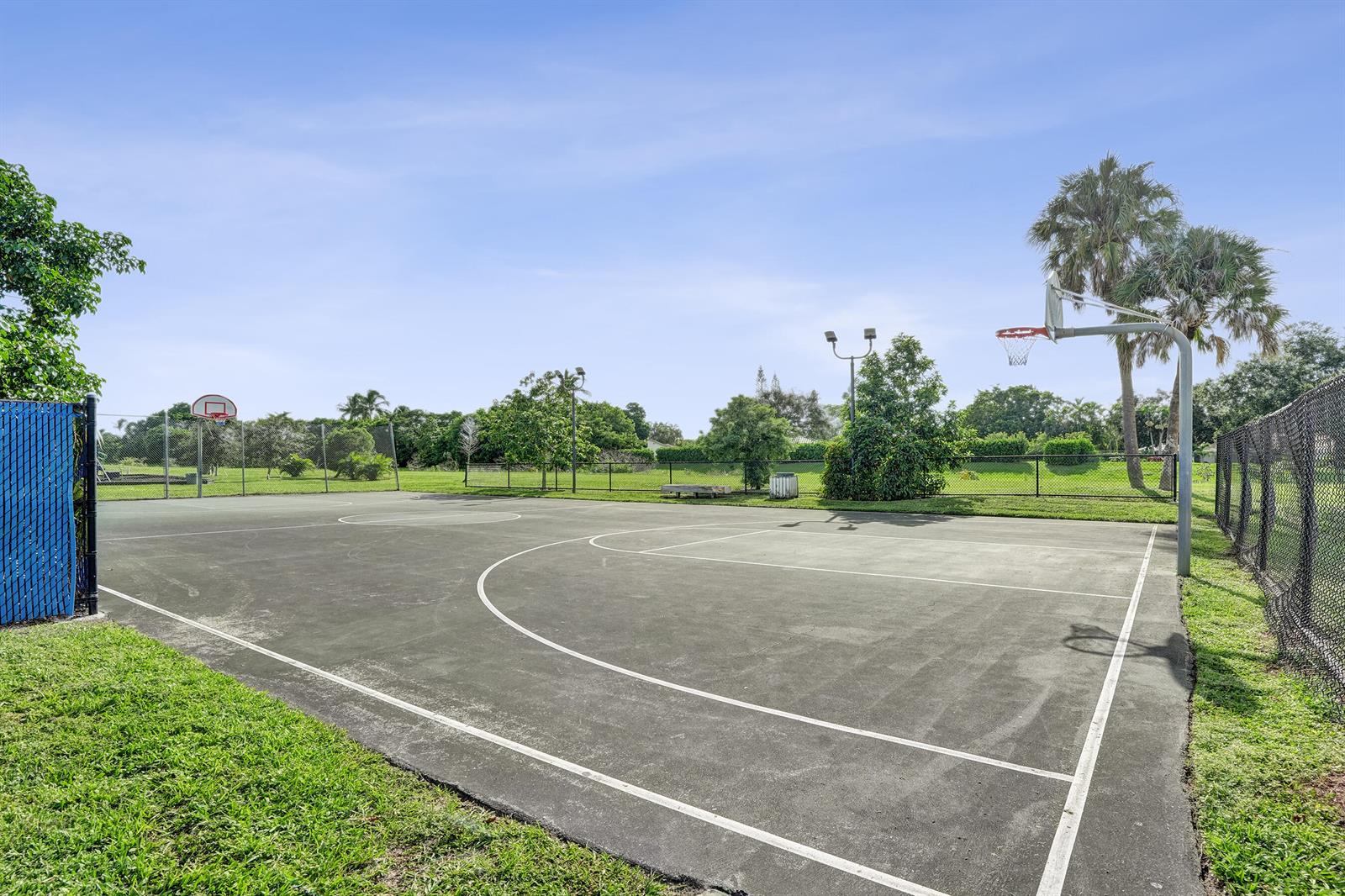 Ver detalles 8091 3 / 1400 sq. ft. $ 2026-09-16 0 foto