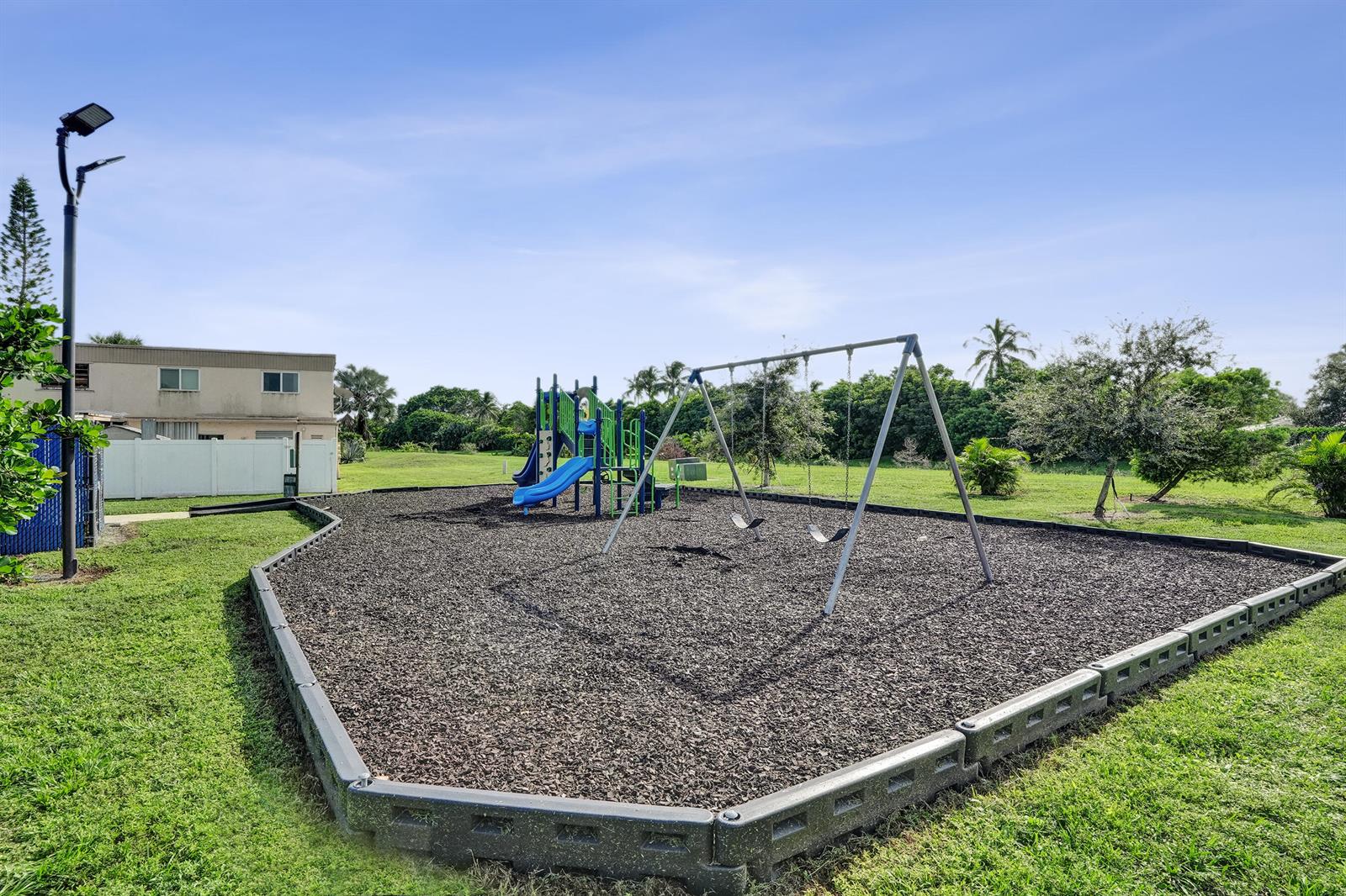 Ver detalles 8091 3 / 1400 sq. ft. $ 2026-09-16 0 foto