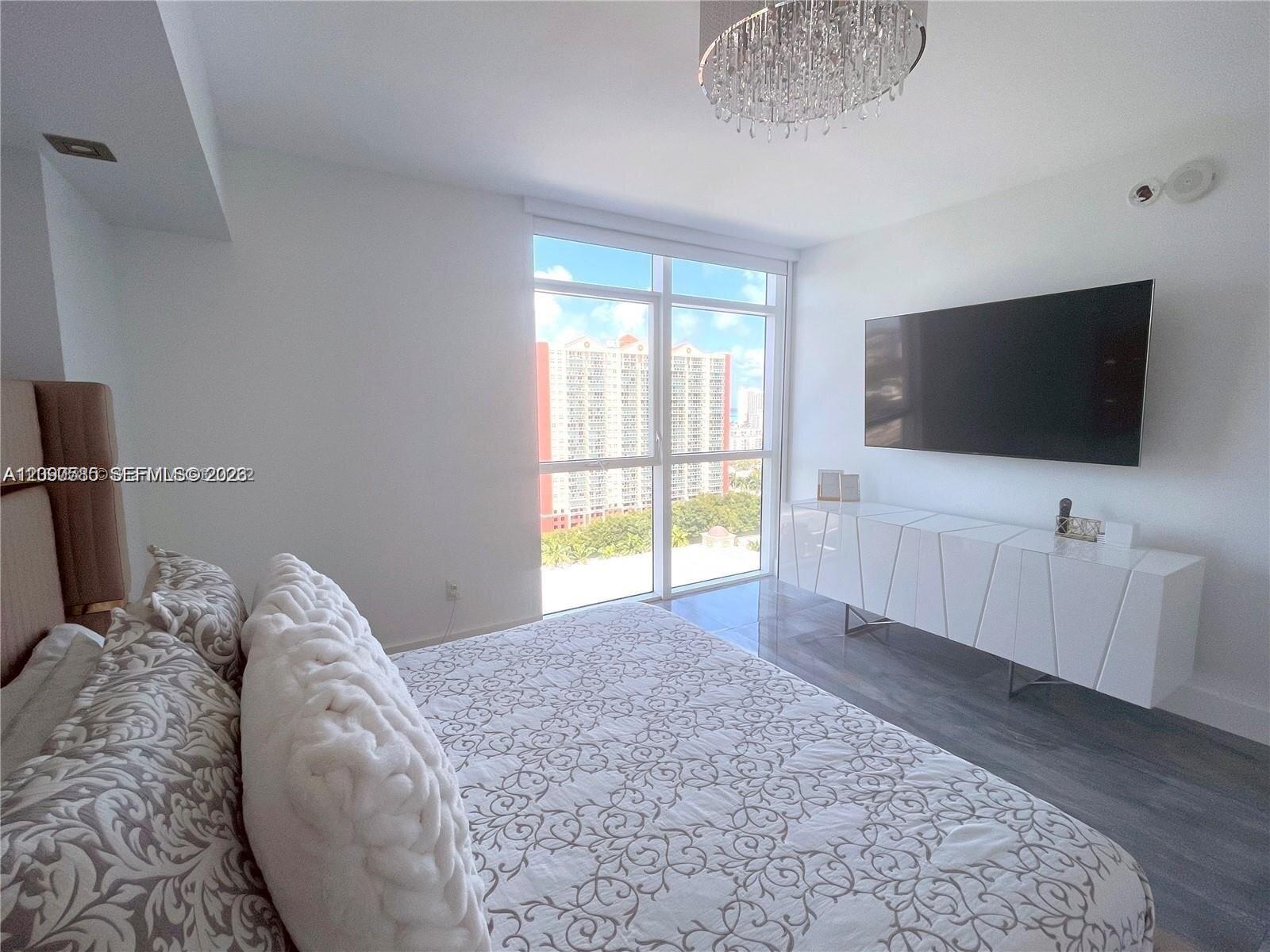 Photo 16 of Sunny Isles Blvd