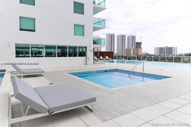 Photo 28 of Sunny Isles Blvd