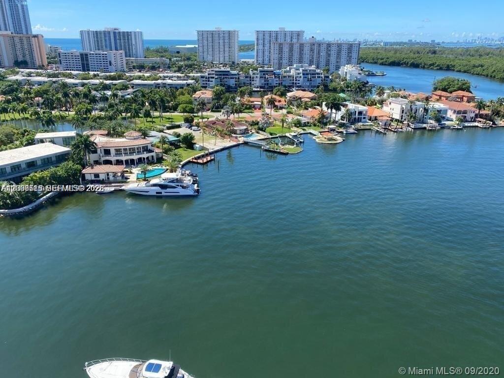 Photo 6 of Sunny Isles Blvd