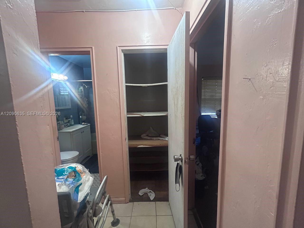 105 2 / 1 1150 sq. ft. $ 2026-09-16 0 foto