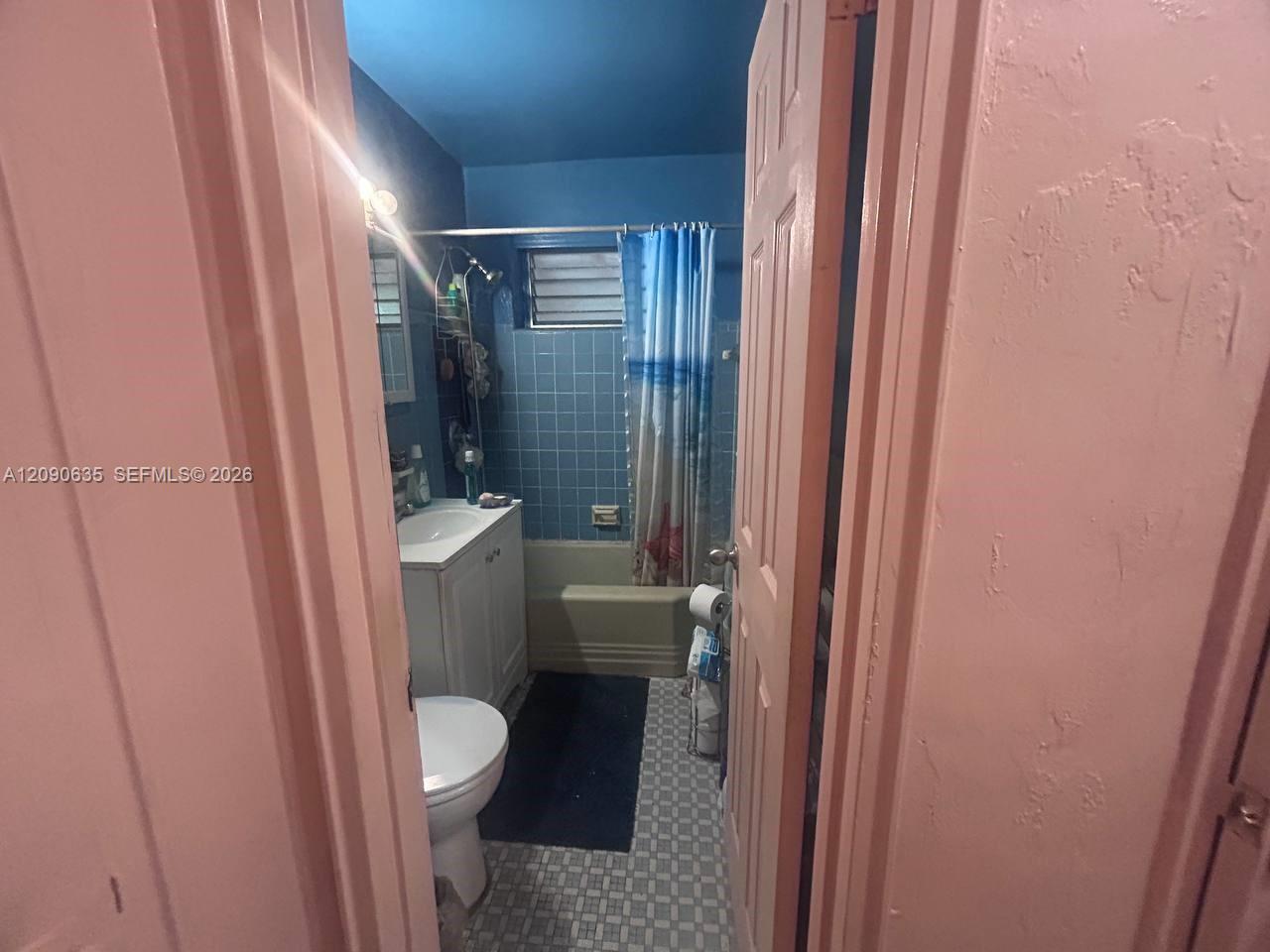 105 2 / 1 1150 sq. ft. $ 2026-09-16 0 foto