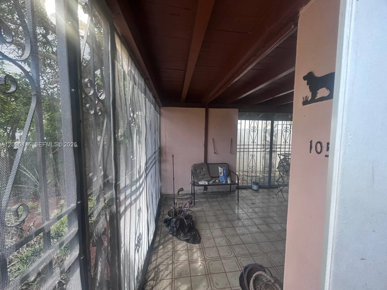 105 2 / 1 1150 sq. ft. $ 2026-09-16 0 foto