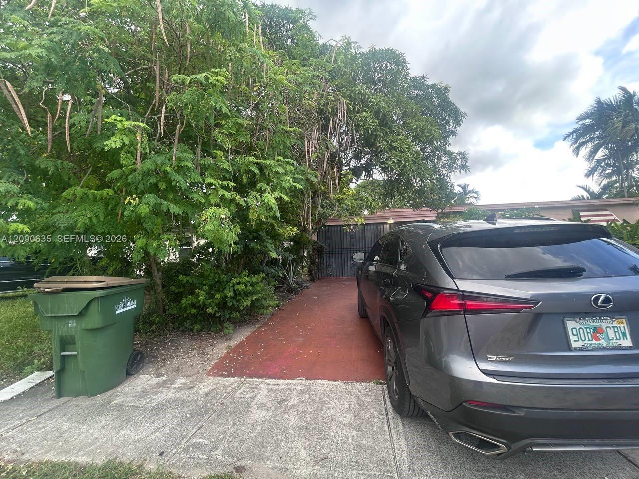 105 2 / 1 1150 sq. ft. $ 2026-09-16 0 foto