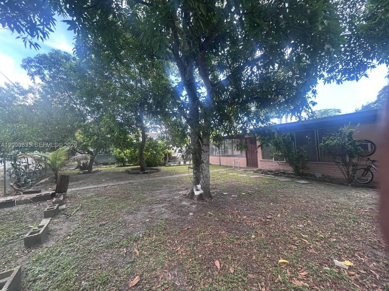 105 2 / 1 1150 sq. ft. $ 2026-09-16 0 foto