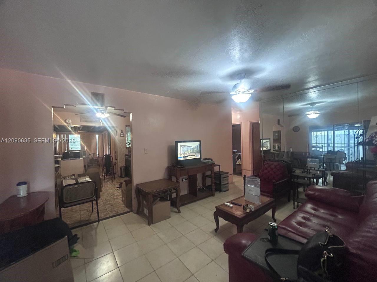 105 2 / 1 1150 sq. ft. $ 2026-09-16 0 foto