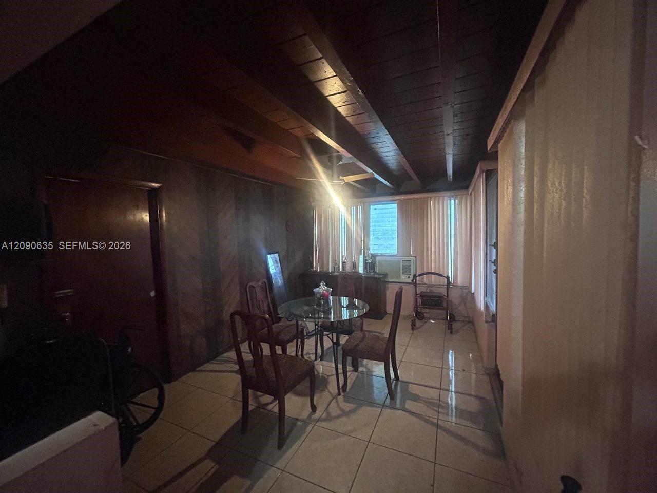 105 2 / 1 1150 sq. ft. $ 2026-09-16 0 foto