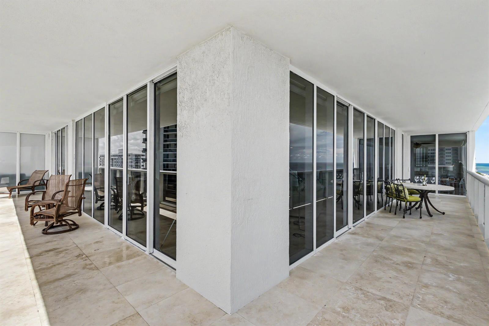 1402 3 / 3 2065 sq. ft. $ 2026-09-17 0 Photo