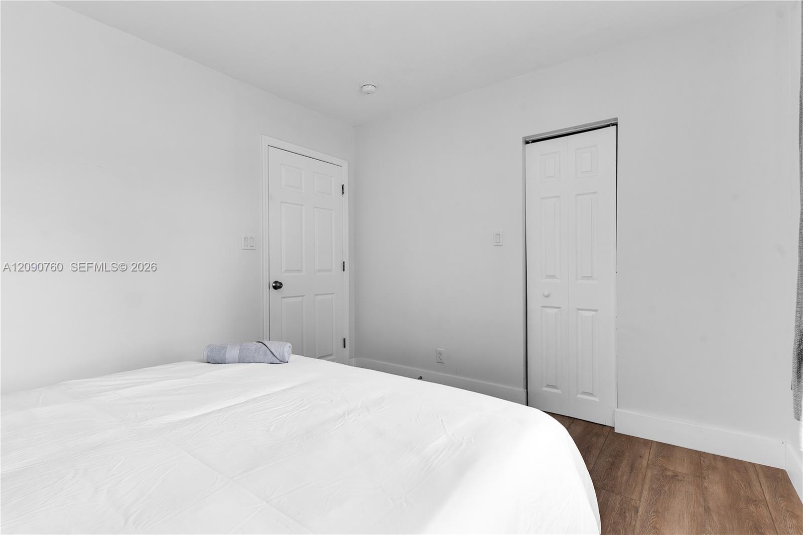 617 3 / 3 1762 sq. ft. $ 2026-09-16 0 foto
