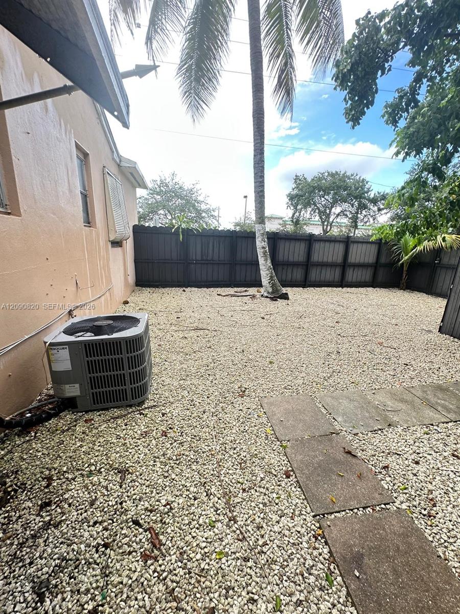 Ver detalles / 2067 sq. ft. $ 2026-09-17 0 foto