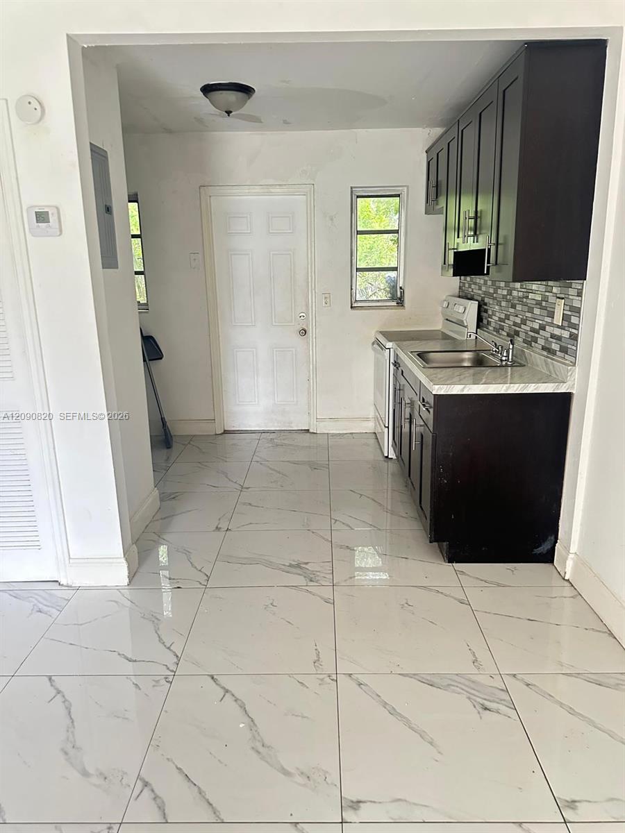 Ver detalles / 2067 sq. ft. $ 2026-09-17 0 foto